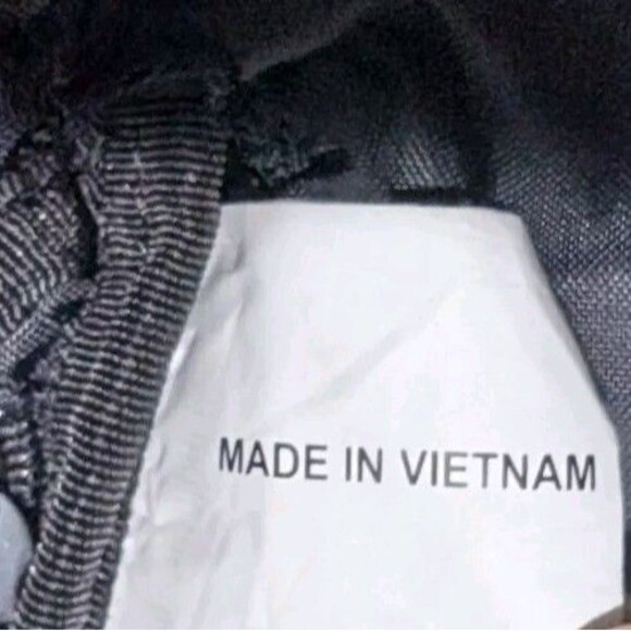 The Brevite Laptop Backpack Black READ - Picture 7 of 16